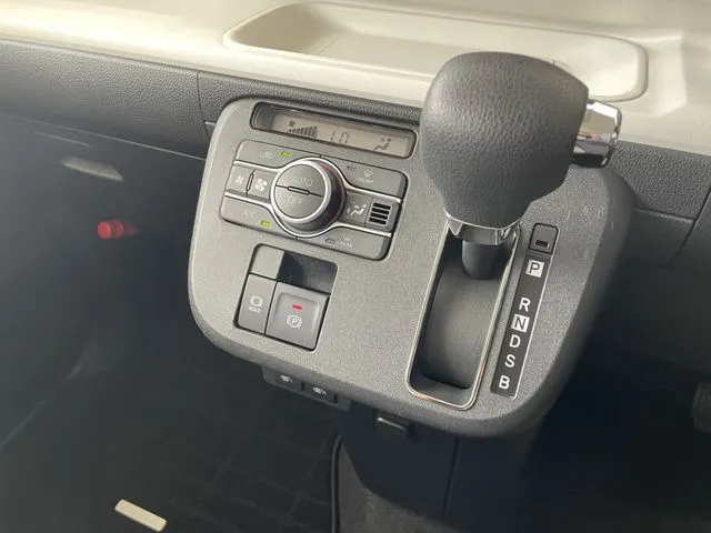 ムーヴ　キャンバス（ダイハツ）の車両写真
