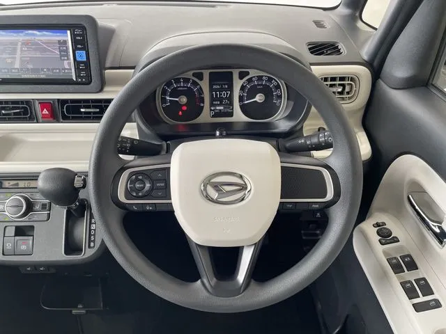 ムーヴ　キャンバス（ダイハツ）の車両写真