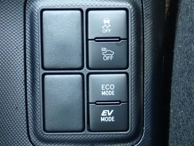 アクア（トヨタ）の車両写真