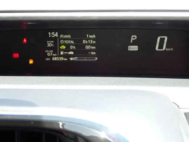 アクア（トヨタ）の車両写真