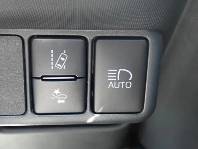 アクア（トヨタ）の車両写真