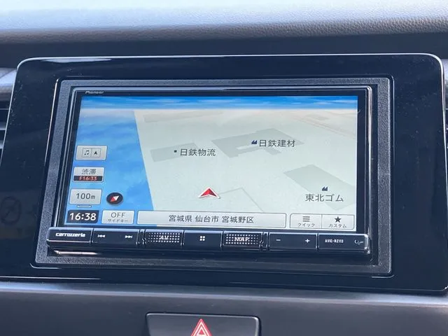 フィット e:HEV 4WD(ホンダ)の車両写真