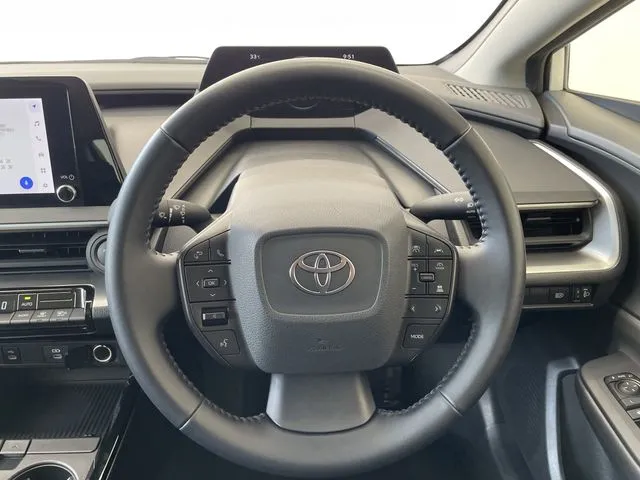 プリウス(トヨタ)の車両写真