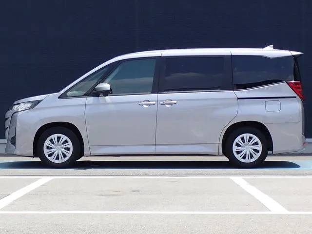 ノア(トヨタ)の車両写真