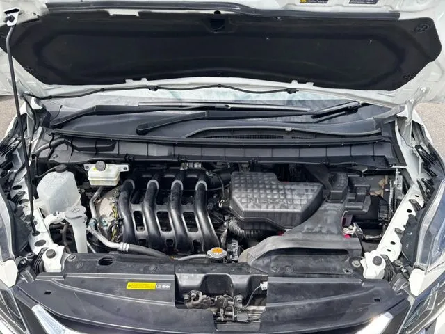 セレナ Sハイブリッド(ニッサン)の車両写真