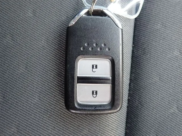 ホンダ　フィット　ｅ：ＨＥＶ
