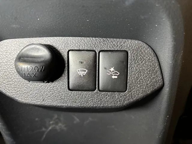 トヨタ ヴィッツ 4WD