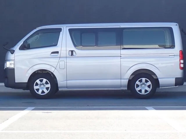 トヨタ　ハイエースバン　１．１５ｔ　２ＷＤ
