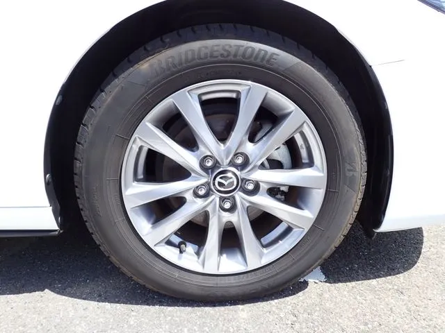 マツダ MAZDA3 セダン
