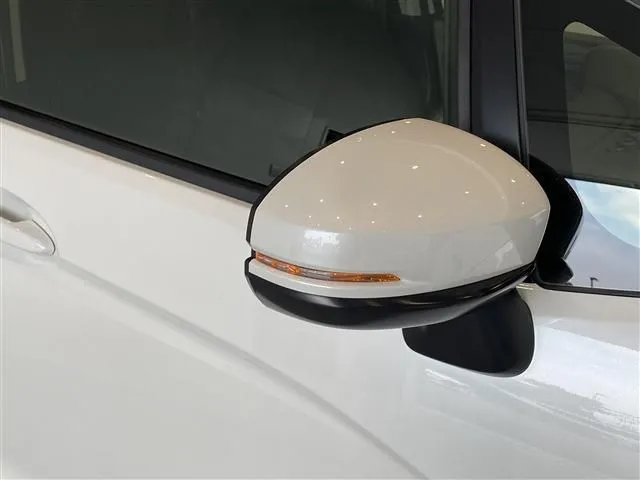 シャトル ハイブリッド(ホンダ)の車両写真