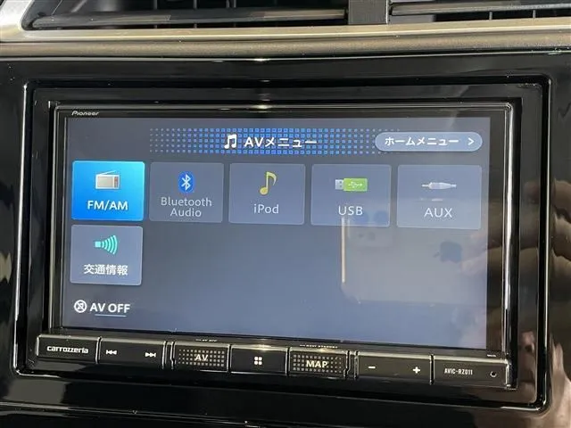 シャトル ハイブリッド(ホンダ)の車両写真