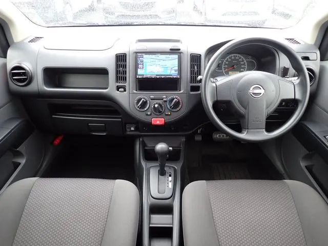 ニッサン　ＮＶ１５０　ＡＤ　２ＷＤ
