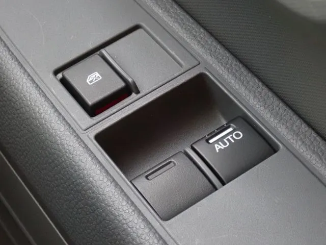 N-VAN 4WD(ホンダ)の車両写真