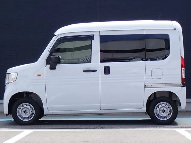 N-VAN 4WD(ホンダ)の車両写真