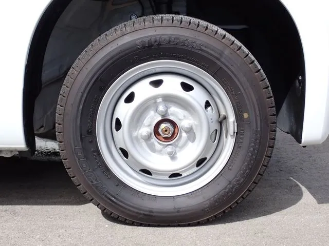 N-VAN 4WD(ホンダ)の車両写真