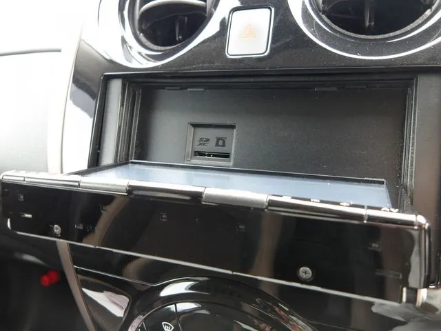 ニッサン ノート