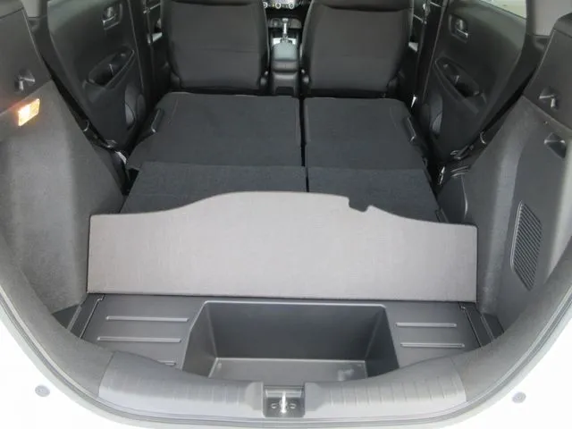ホンダ フィット e:HEV