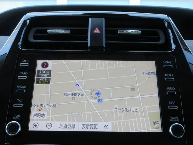 トヨタ プリウス 4WD