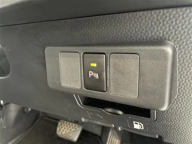 ルーミー(トヨタ)の車両写真