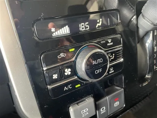 ルーミー(トヨタ)の車両写真