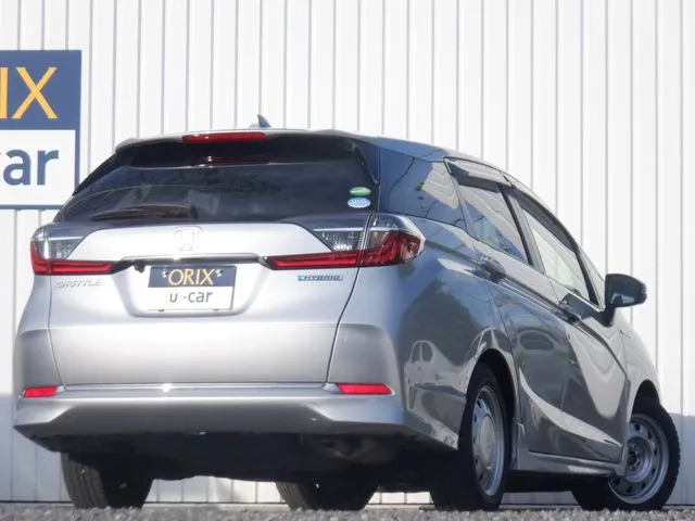 シャトル ハイブリッド(ホンダ)の車両写真