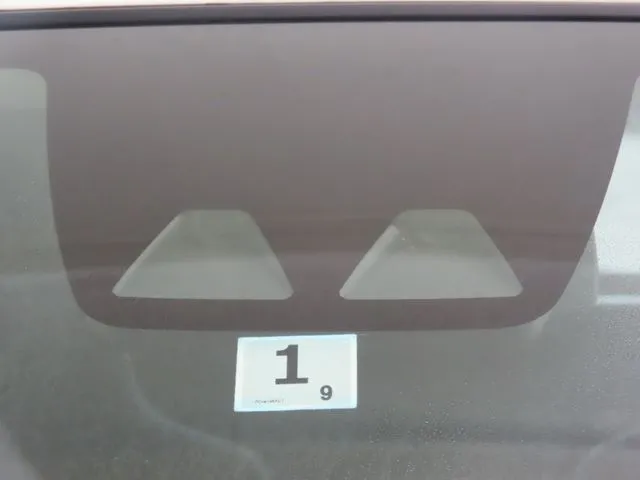 ミラ イース(ダイハツ)の車両写真