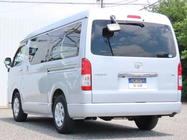 ハイエースワゴン(トヨタ)の車両写真