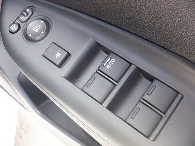 シャトル ハイブリッド(ホンダ)の車両写真