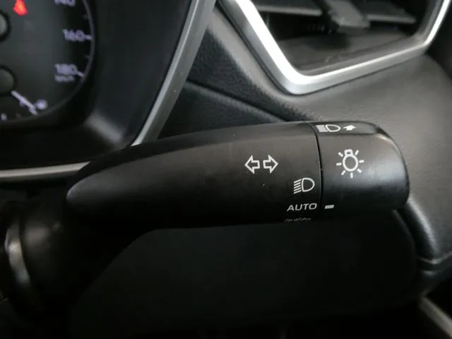 カローラクロス(トヨタ)の車両写真