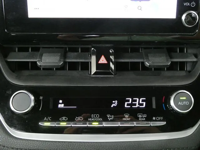 カローラクロス(トヨタ)の車両写真