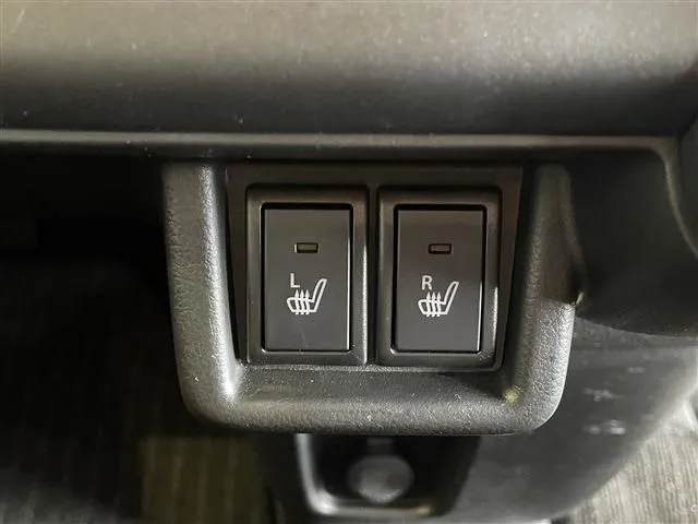スペーシア（スズキ）の車両写真