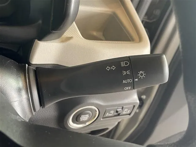 スペーシア（スズキ）の車両写真