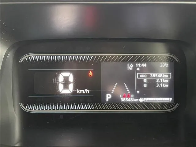 スペーシア（スズキ）の車両写真