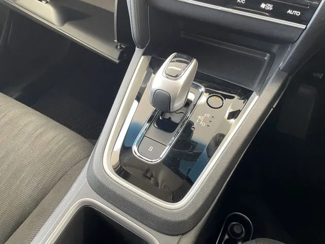 ホンダ シャトル ハイブリッド