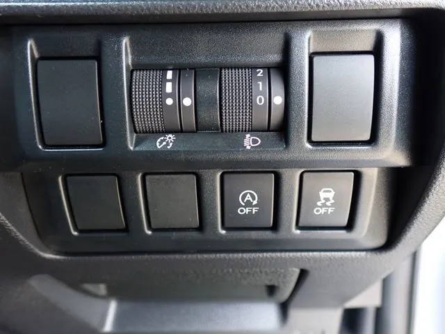 インプレッサスポーツ(スバル)の車両写真