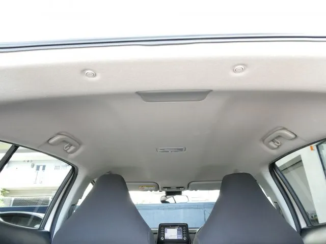 アクア（トヨタ）の車両写真