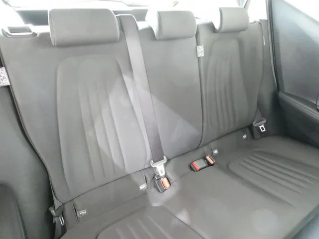アクア（トヨタ）の車両写真