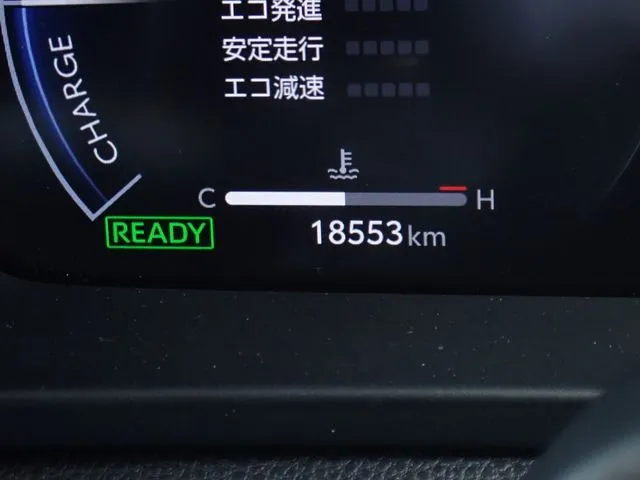 クラウン　スポーツ（トヨタ）の車両写真