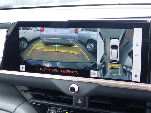 クラウン　スポーツ（トヨタ）の車両写真