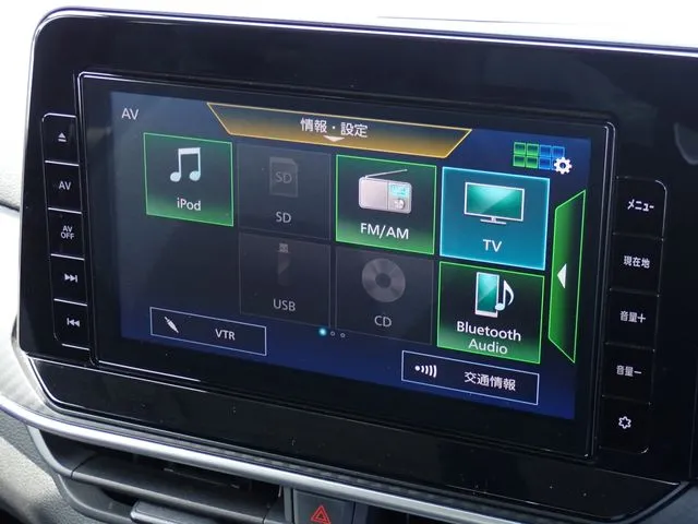 ニッサン　ノート