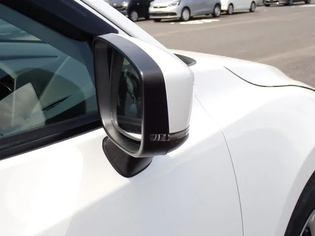 マツダ MAZDA2