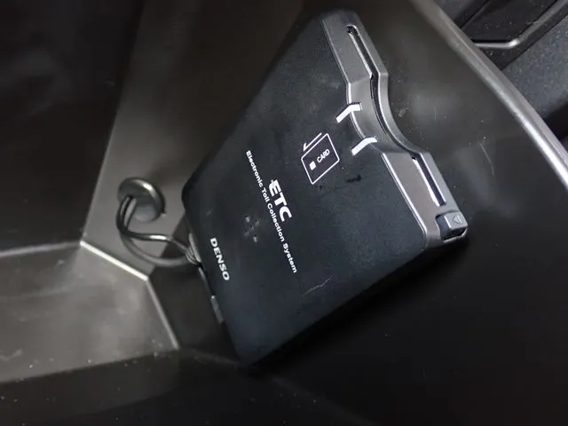 マツダ MAZDA2