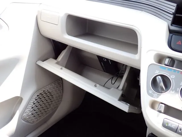 ムーヴ(ダイハツ)の車両写真