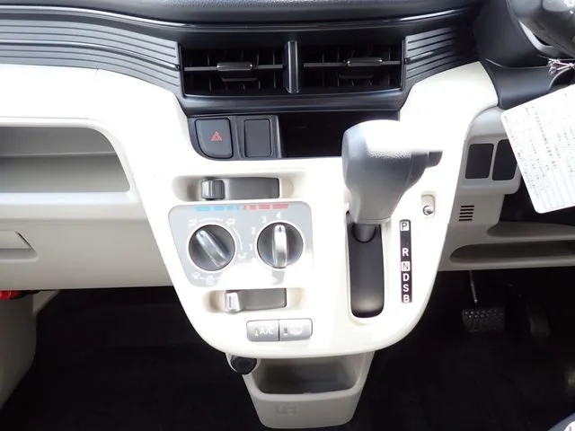 ムーヴ(ダイハツ)の車両写真