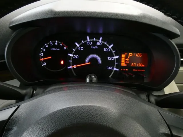ムーヴ(ダイハツ)の車両写真
