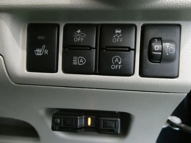 ムーヴ(ダイハツ)の車両写真