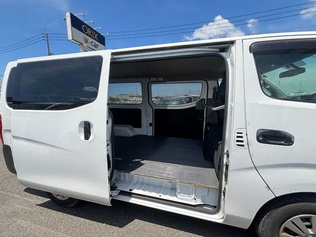 ニッサン　ＮＶ３５０キャラバン