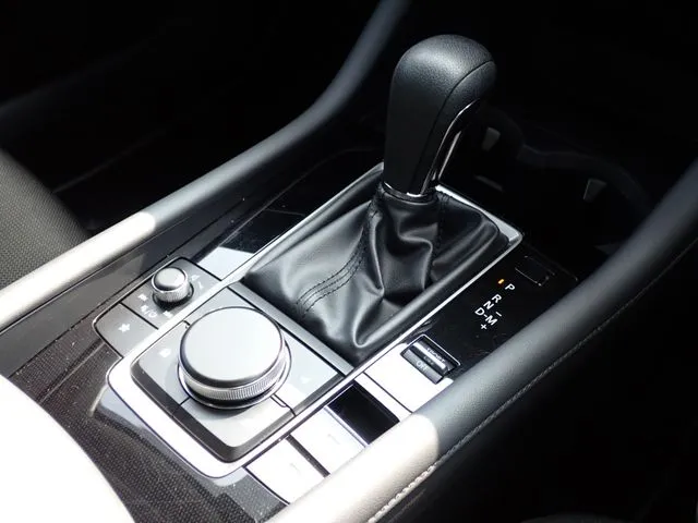 マツダ MAZDA3 セダン