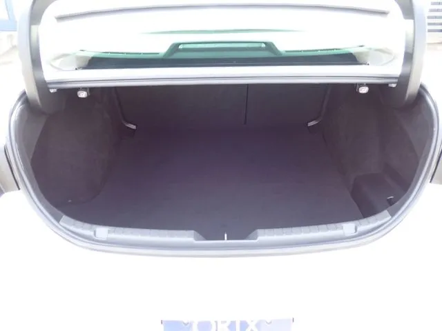 マツダ MAZDA3 セダン