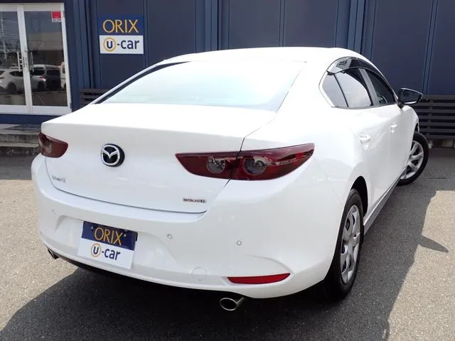 マツダ MAZDA3 セダン